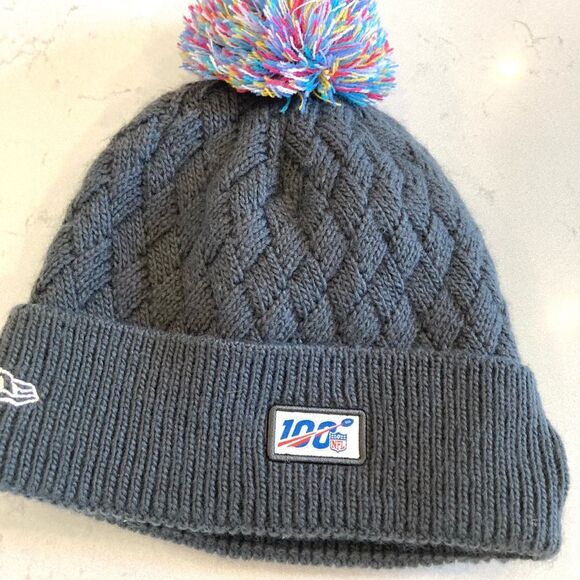 Kansas City Chief Crucial Catch Cancer Special Edition Grey Fleece Lined Beanie - Picture 3 of 4